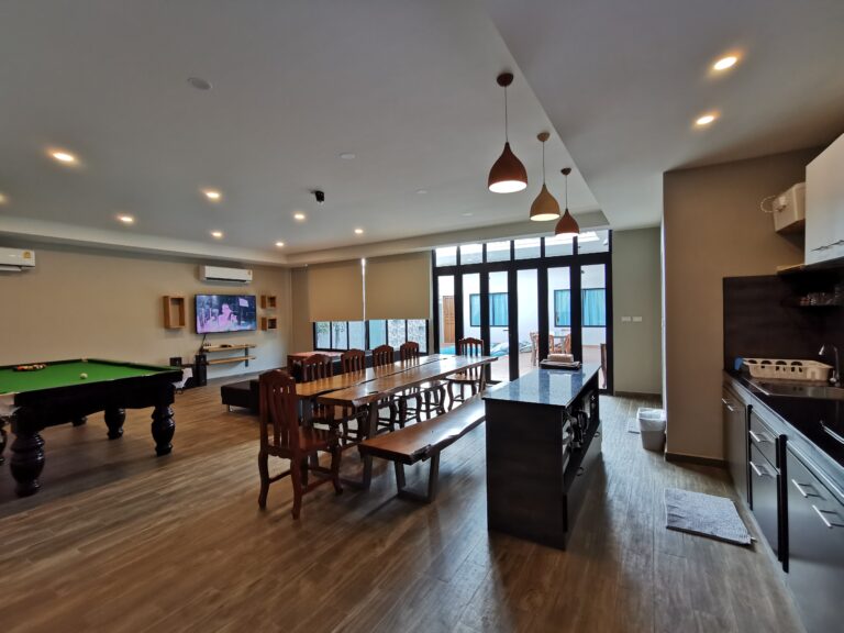 No One Left Behind - Social Living Room