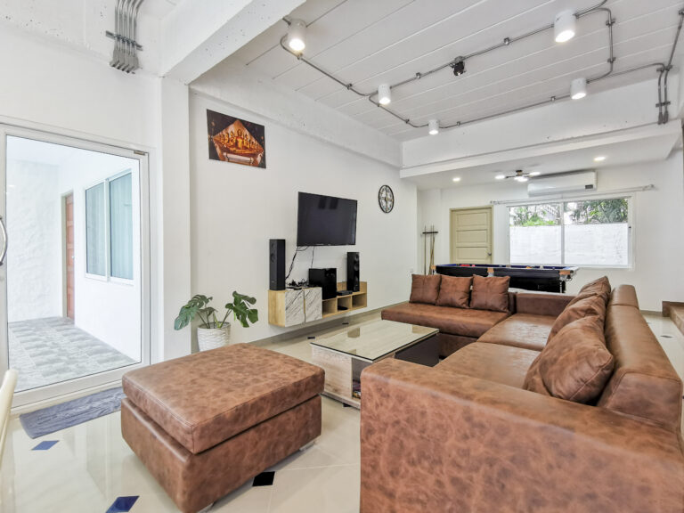 Thepprasit Cosy Twin A - Open-Plan Living Room